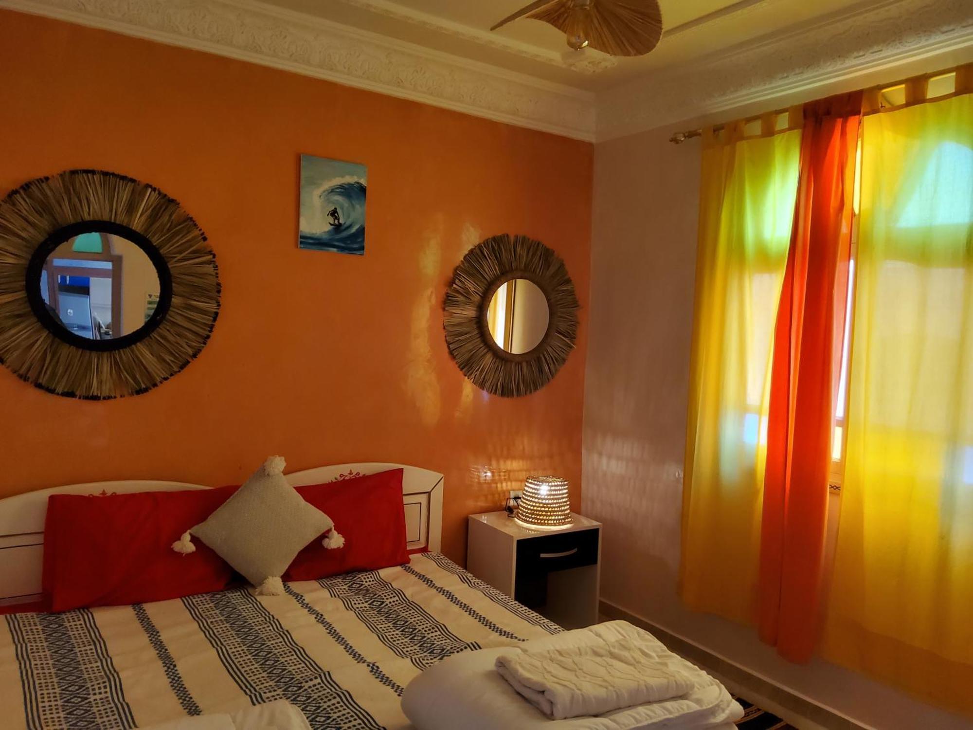 Surf & Salsa Guest House Agadir Extérieur photo