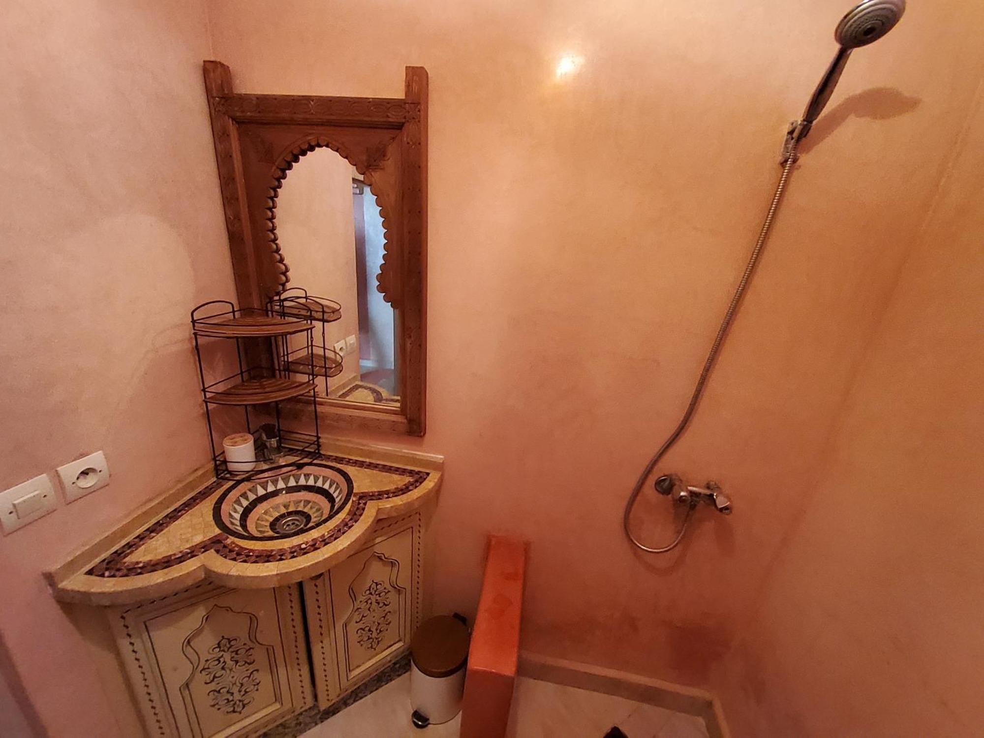 Surf & Salsa Guest House Agadir Extérieur photo