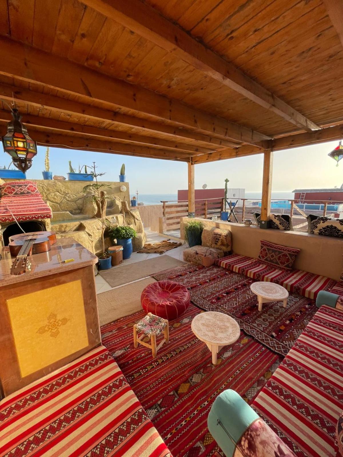 Surf & Salsa Guest House Agadir Extérieur photo